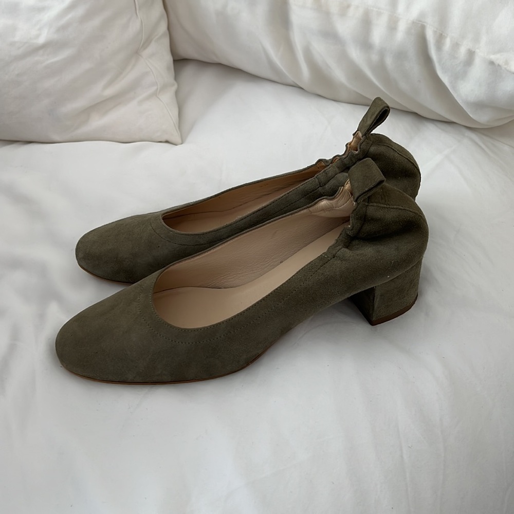 Everlane Day Heel in Sage Suede